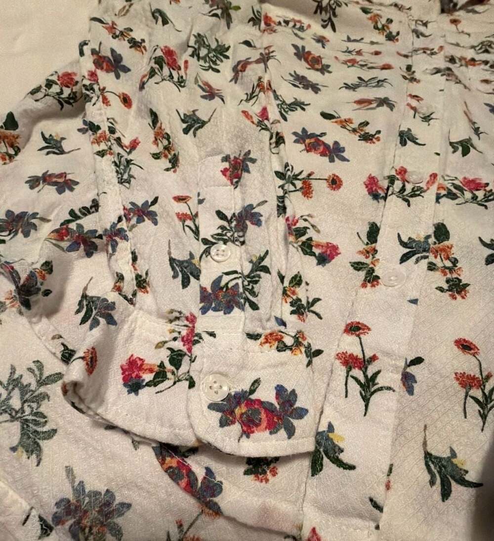Lucky Brand Women's White Floral Print Long Sleeve Button-Down Shirt - Picture 4 of 14